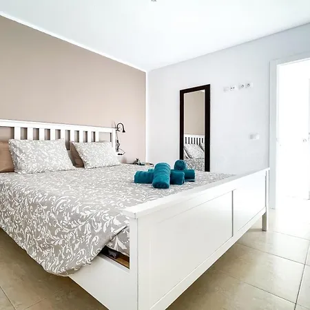 Appartamento B-rent Delfines Casa Nina *